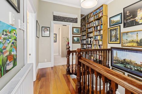 Photo of property in 290 Rintoul Street, Berhampore, Wellington, 6023