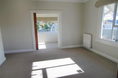 Photo of property in 2 Rawhiti Street, Vogeltown, New Plymouth, 4310