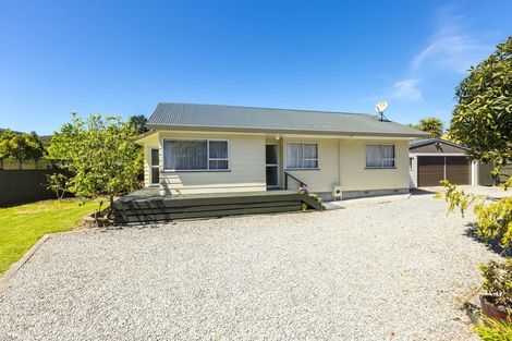 Photo of property in 174 Akatarawa Road, Birchville, Upper Hutt, 5018