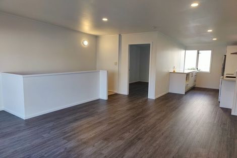 Photo of property in 3 Kelvin Grove, Te Aro, Wellington, 6011