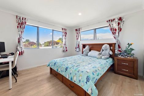 Photo of property in 34a Hope Farm Avenue, Pakuranga Heights, Auckland, 2010