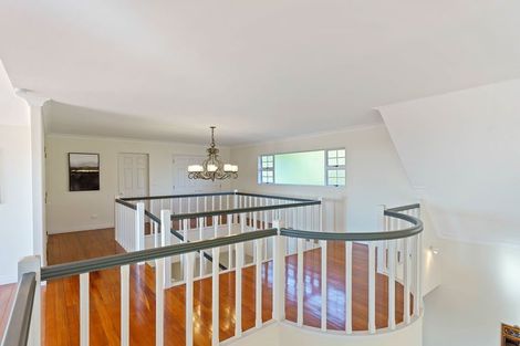 Photo of property in 105 Winara Avenue, Waikanae, 5036