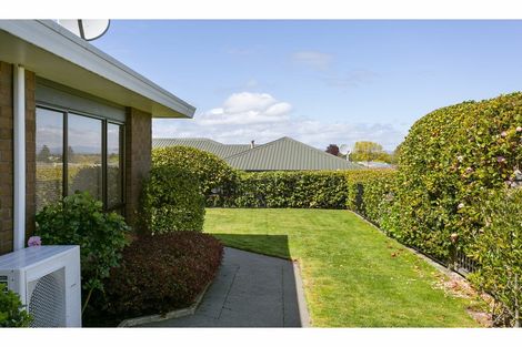 Photo of property in 2/77 Harvey Street, Waipahihi, Taupo, 3330