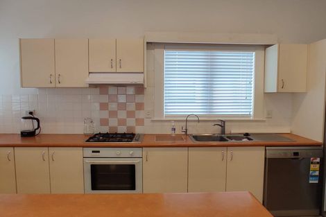 Photo of property in 1 Adam Street, Greenlane, Auckland, 1051