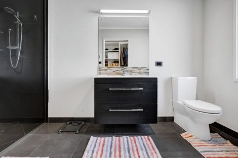 Photo of property in 9 Huetu Place, Bell Block, New Plymouth, 4312