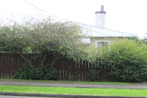 Photo of property in 43b Newington Road, Henderson, Auckland, 0612