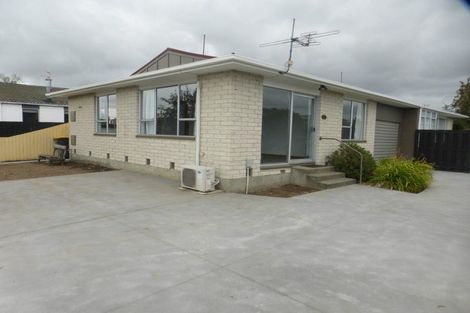 Photo of property in 1/24 Bayswater Crescent, Bromley, Christchurch, 8062