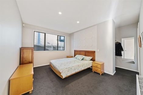 Photo of property in 148 Holly Road, St Albans, Christchurch, 8014