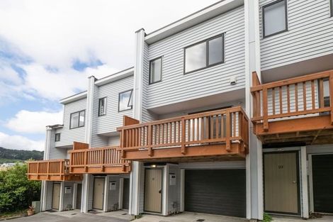 Photo of property in 11 Gordon Place, Newtown, Wellington, 6021