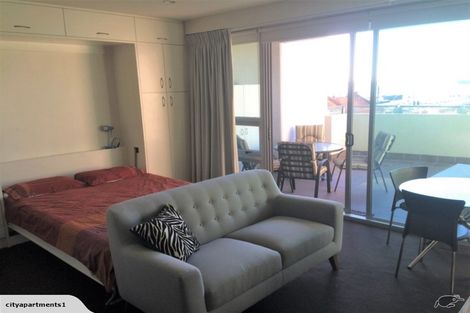 Photo of property in Scene One Apartments, 405/2 Beach Road, Auckland Central, Auckland, 1010