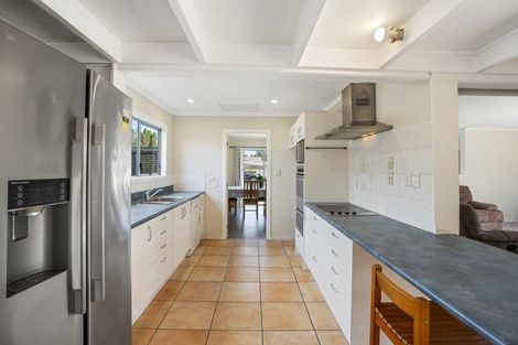 Photo of property in 7 Glengowan Place, Conifer Grove, Takanini, 2112