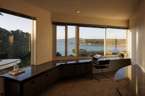 Photo of property in 31 Paritai Drive, Orakei, Auckland, 1071