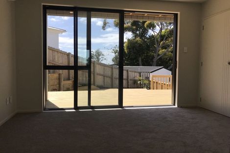 Photo of property in 3 Gamble Way, Massey, Auckland, 0614