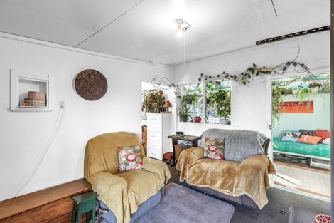 Photo of property in 53 Awarua Bay Road, Awarua Plains, Invercargill, 9877