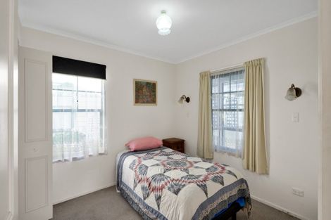 Photo of property in 4/70-76 Whiteley Street, Moturoa, New Plymouth, 4310