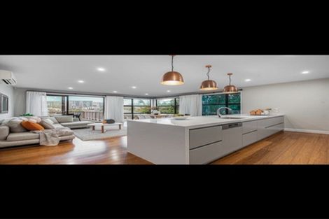 Photo of property in 102 Bassett Road, Remuera, Auckland, 1050
