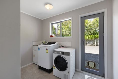 Photo of property in 1/60 Penzance Road, Mairangi Bay, Auckland, 0630