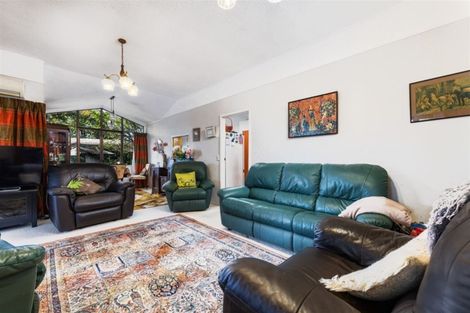 Photo of property in 5/153a Te Atatu Road, Te Atatu South, Auckland, 0610