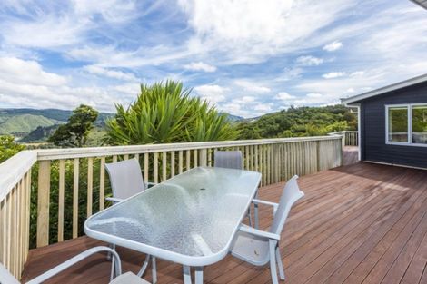 Photo of property in 83 Mount Marua Way, Timberlea, Upper Hutt, 5018