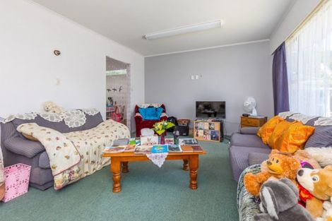 Photo of property in 2/20 Russell Road, Manurewa, Auckland, 2102