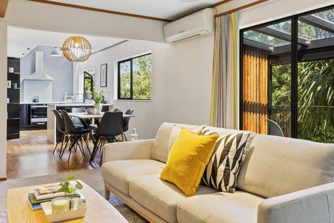 Photo of property in 12 Kimberley Way, Khandallah, Wellington, 6035