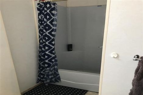 Photo of property in 160 Albany Street, North Dunedin, Dunedin, 9016