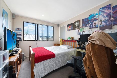 Photo of property in 4a Karepo Crescent, Ranui, Auckland, 0612