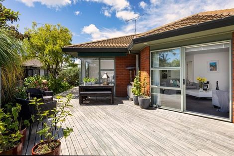 Photo of property in 1a Wesley Avenue, Mount Albert, Auckland, 1025
