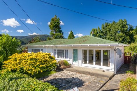 Photo of property in 40 Matipo Terrace, Toi Toi, Nelson, 7010