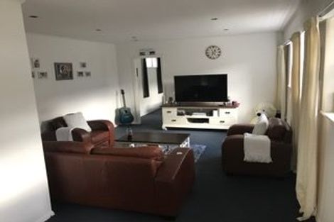 Photo of property in 8a Puriri Street, Eastbourne, Lower Hutt, 5013