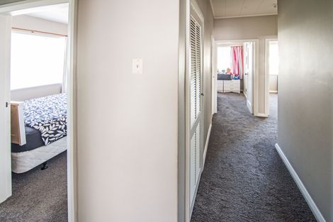 Photo of property in 11 Mcgregor Crescent, Masterton, 5810