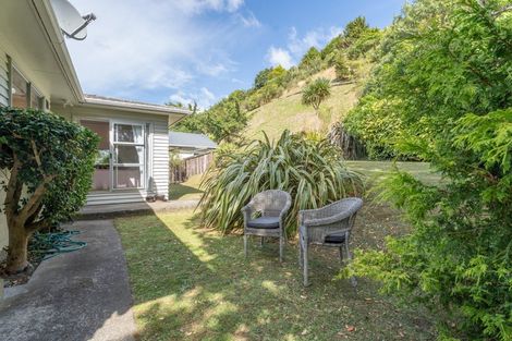 Photo of property in 68 Fyvie Avenue, Tawa, Wellington, 5028