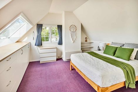 Photo of property in 9 Northland Road, Northland, Wellington, 6012