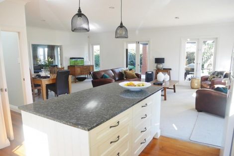 Photo of property in 74 Wai-iti Terrace, Bryndwr, Christchurch, 8052