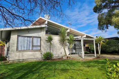 Photo of property in 62 Acacia Street, Kelvin Grove, Palmerston North, 4414