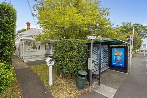 Photo of property in 235 Onewa Road, Birkenhead, Auckland, 0626