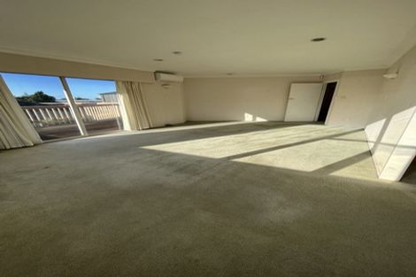 Photo of property in 17a Gulf Crest, Bucklands Beach, Auckland, 2012