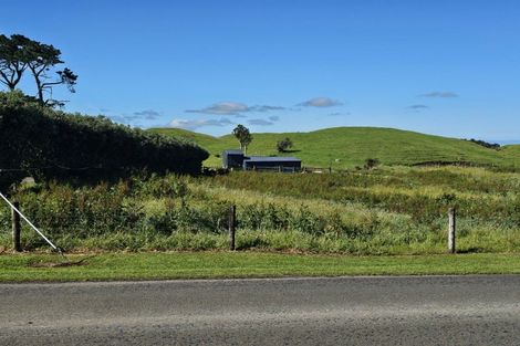 Photo of property in 282 Warea Road, Warea, New Plymouth, 4381