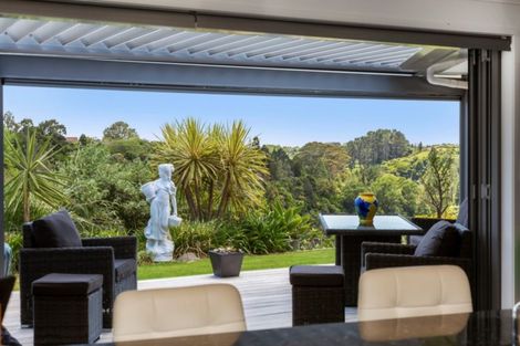 Photo of property in 321a Mangorei Road, Merrilands, New Plymouth, 4312