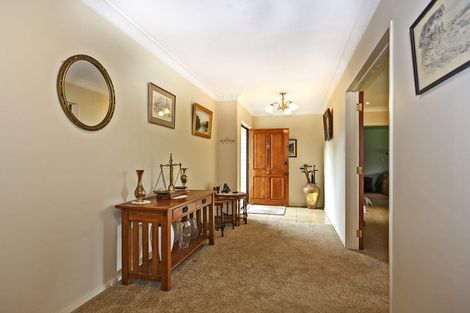 Photo of property in 35 Links View Drive, Omokoroa, 3114