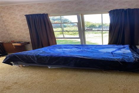 Photo of property in 20 Toi Street, Otaki Beach, Otaki, 5512