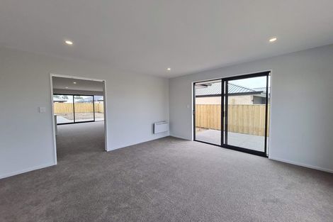 Photo of property in 136 Chinnerys Road, Woodend, 7610