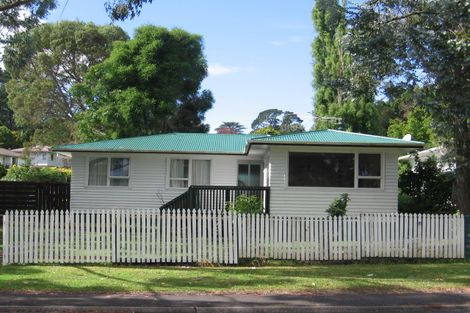 Photo of property in 56 Captain Scott Road, Glen Eden, Auckland, 0602