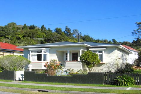 Photo of property in 66 Marlborough Street, Greymouth, 7805