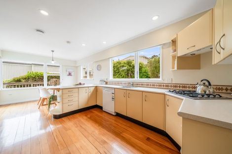 Photo of property in 14a Donald Crescent, Karori, Wellington, 6012