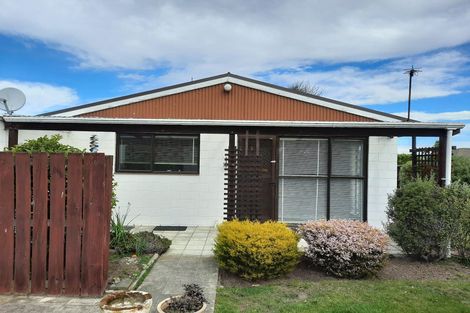 Photo of property in 2/122 Effingham Street, North New Brighton, Christchurch, 8083