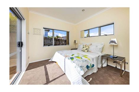 Photo of property in 47c Senator Drive, Manurewa, Auckland, 2105