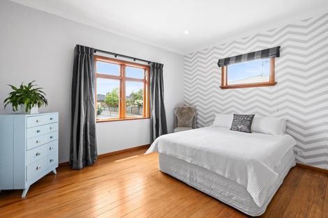 Photo of property in 52 Auckland Road, Greenmeadows, Napier, 4112