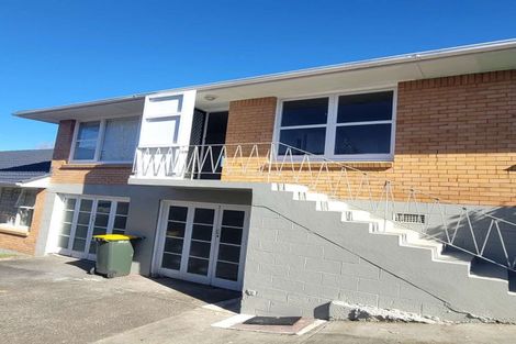 Photo of property in 3/70 Nile Road, Milford, Auckland, 0620