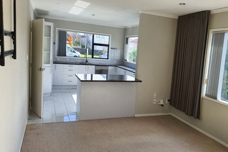Photo of property in 28a Barrack Road, Mount Wellington, Auckland, 1060